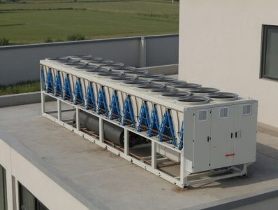 CRAC precision cooling unit for high-availability data center environments